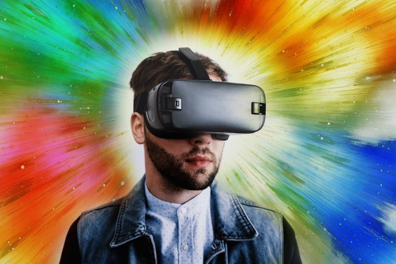 geralt - hmd-4140960 - virtuelle Realität